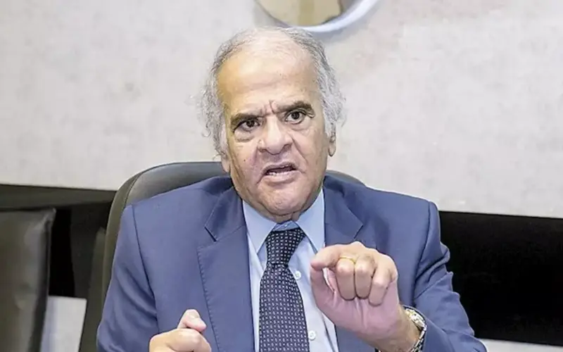 ممدوح عباس يصرف مكافأة للاعبي الزمالك بعد التتويج بالدوري